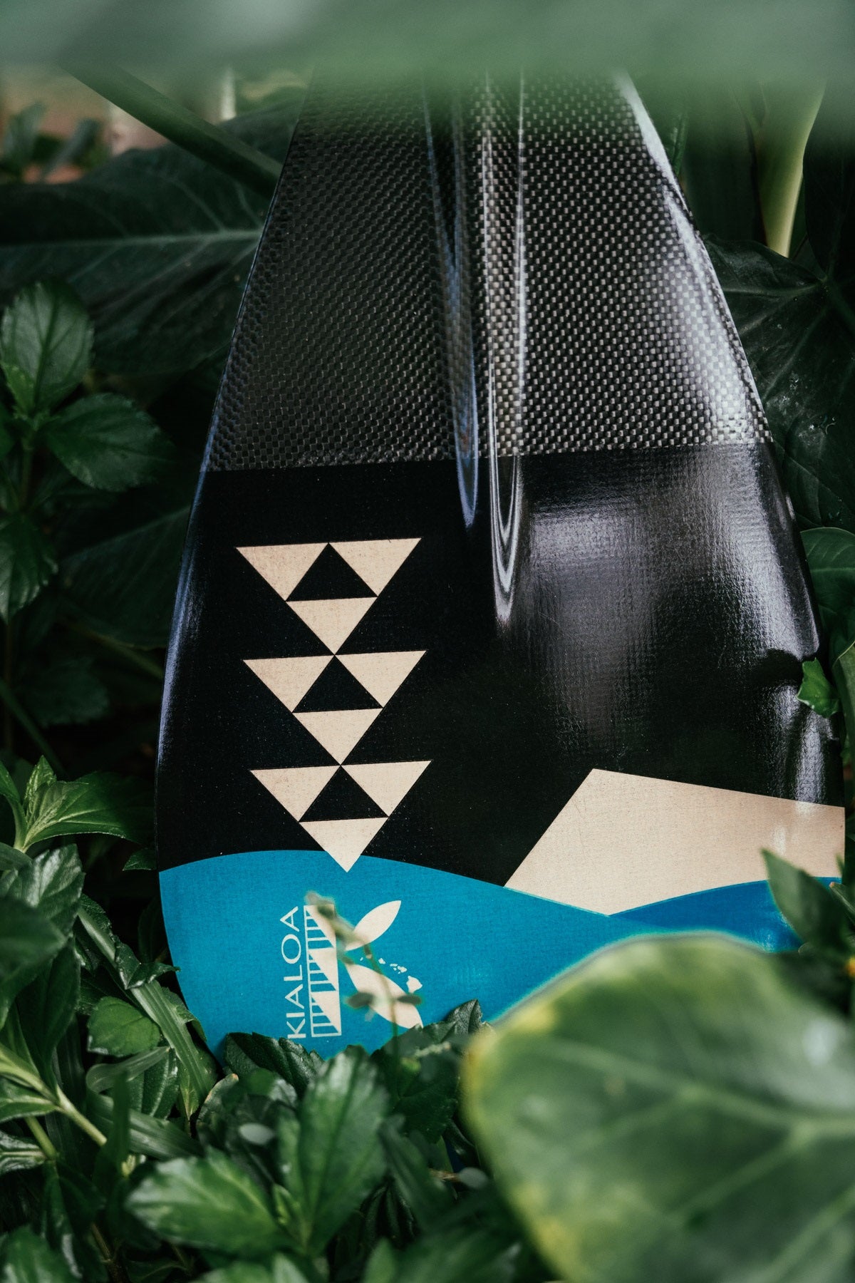 Hoku Hybrid Double Bend Outrigger Paddle- Kaimana Hila Gold Graphic